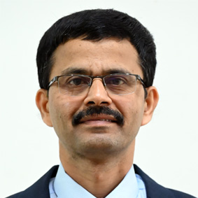Dr. Maxim Pereira